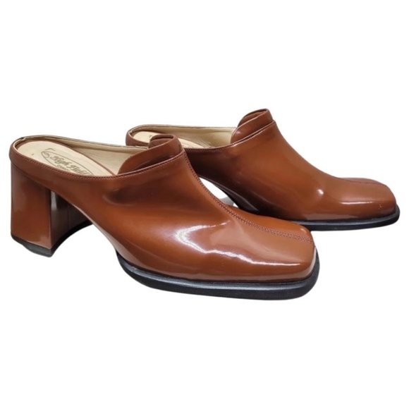 Patent Leather Light Brown Heeled Mule  (6.5/37) - Picture 2 of 5